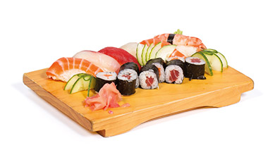 Menu A  Soupe, Crudités | Assortiment de 6 Sushis + 8 Makis |   18.00 €