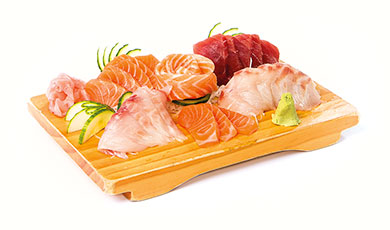 Menu M  Soupe, Crudités, Riz | Assortiment de Sashimi
 |   22.00 €